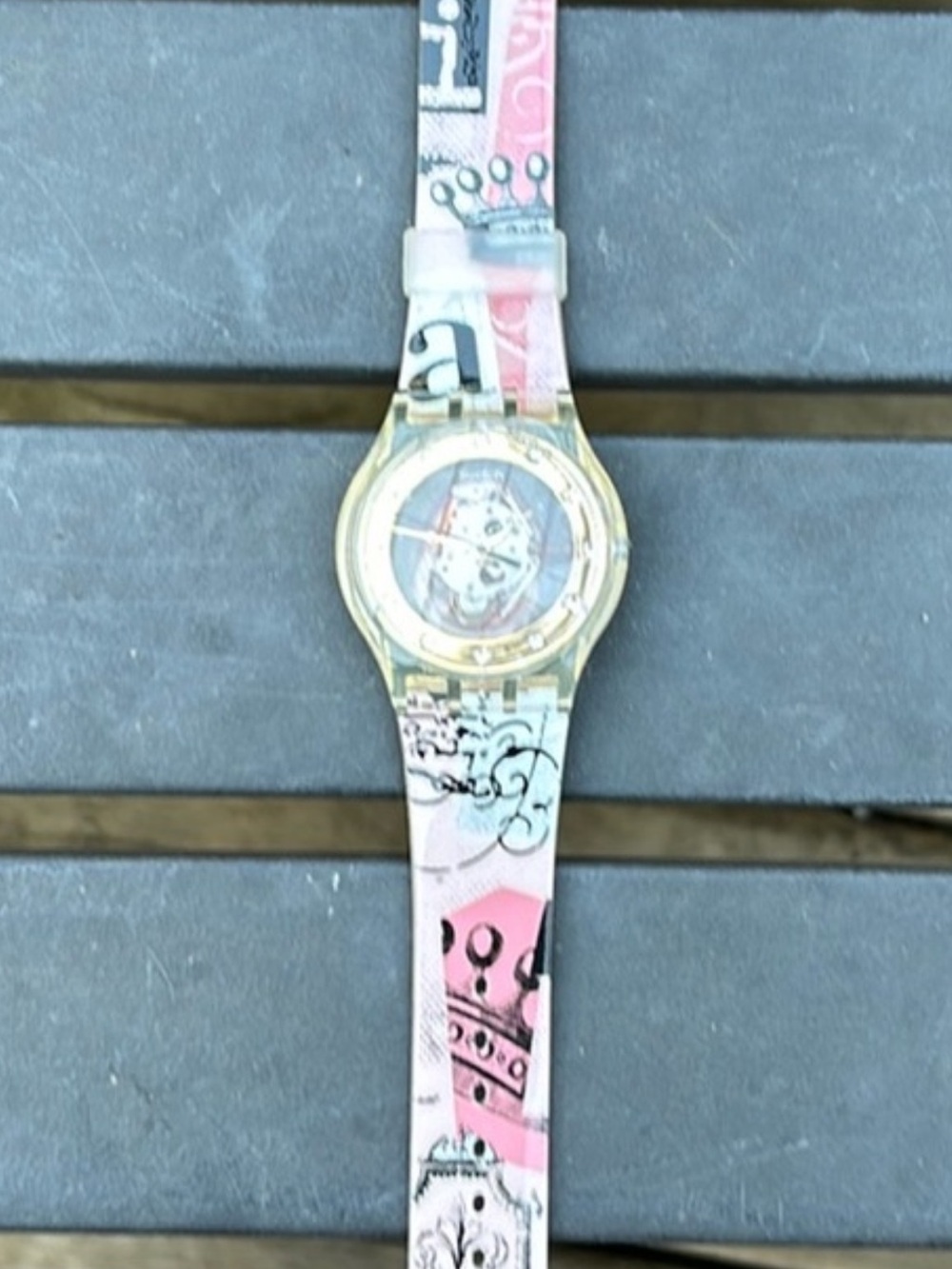 🇨🇭Swatch Pink and White Printed Strap Women's Watch